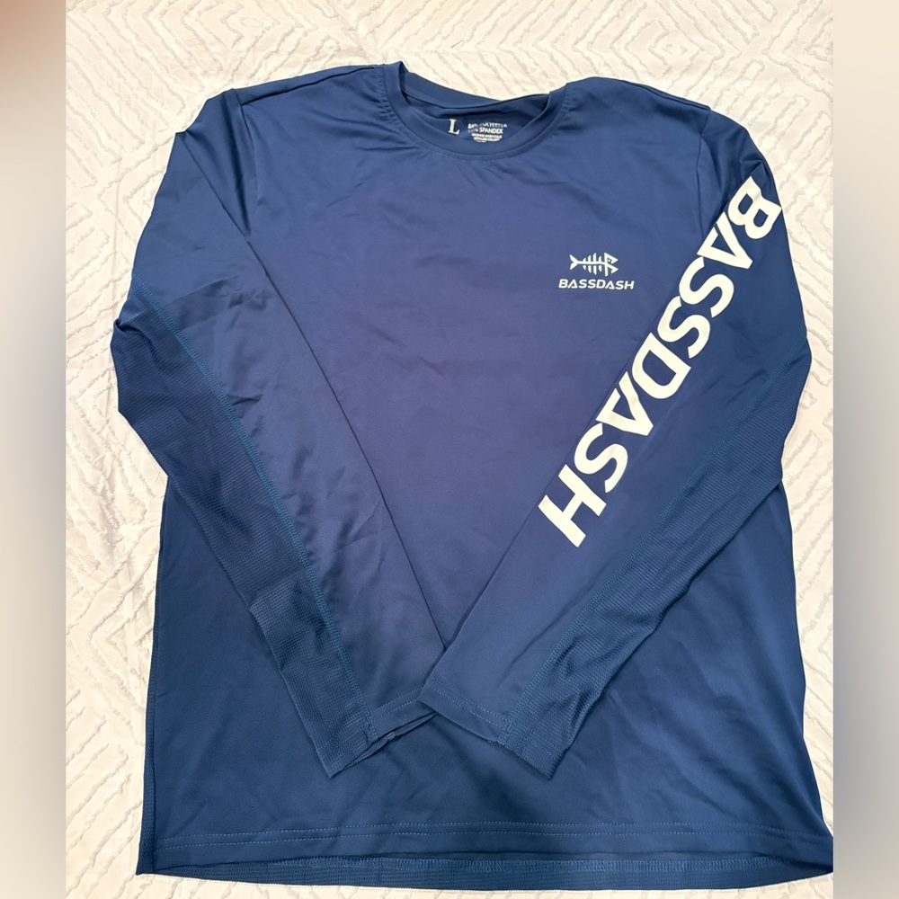 Bassdash Youth Long Sleeve Performance Fishing Shirt UPF 50+ Blue Size Large